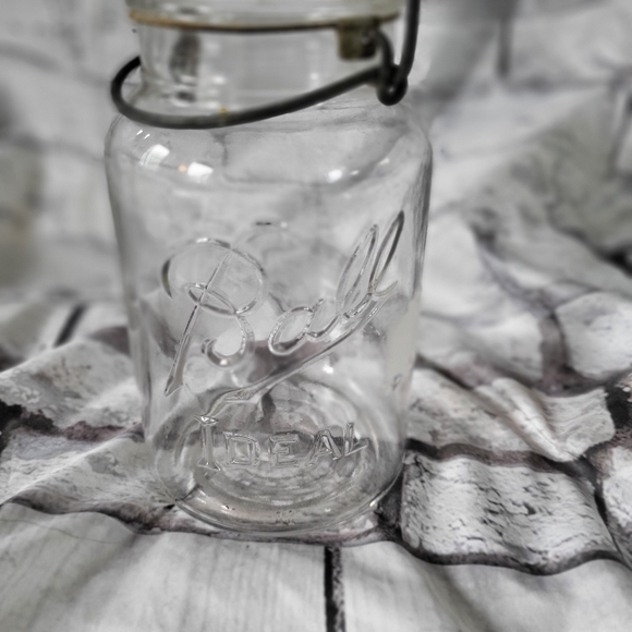 Ball Ideal Quart Clear Glass Canning Jar Wire Tension Latch Fasteners - Picture 4 of 4